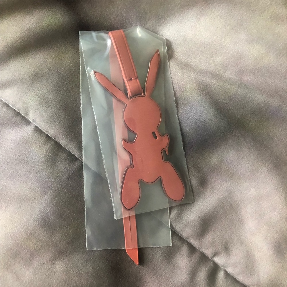 Authentic calf metal bag charm Jeff koons Louis Vuitton 1986